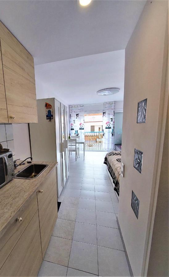 Apartamento En El Mar Roses Zewnętrze zdjęcie