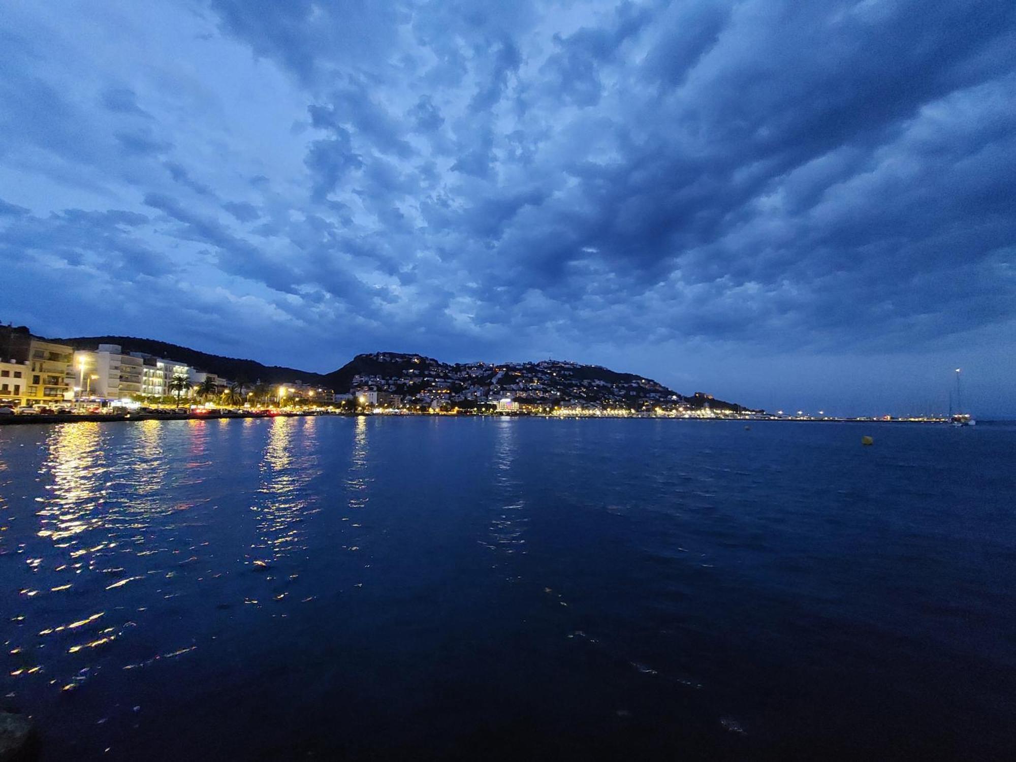 Apartamento En El Mar Roses Zewnętrze zdjęcie